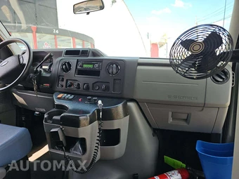 2014 Ford Super Duty E-350 Cutaway DRW - miniatura 16