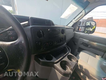 2014 Ford Super Duty E-350 Cutaway DRW - miniatura 10
