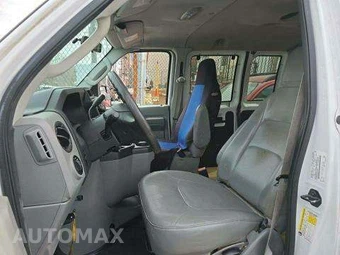 2014 Ford Super Duty E-350 Wagon XL 138.0" WB - miniatura 6