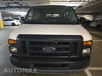 2014 Ford Super Duty E-350 Wagon XL 138.0" WB - miniatura 2