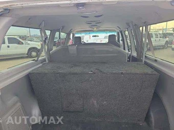 2014 Ford Super Duty E-350 Wagon XL 138.0" WB - miniatura 13