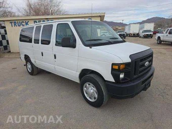 2014 Ford Super Duty E-350 Wagon XL 138.0" WB - miniatura 4