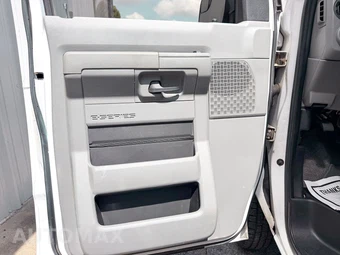 2014 Ford Super Duty E-350 Wagon XLT 138.0" WB - miniatura 30