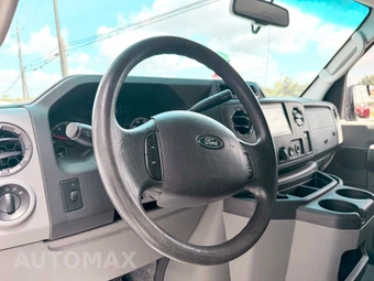 2014 Ford Super Duty E-350 Wagon XLT 138.0" WB - miniatura 33