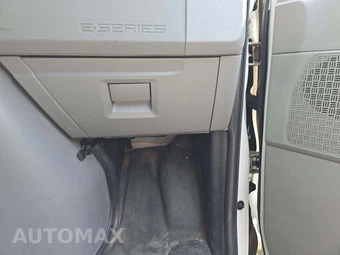 2014 Ford Super Duty E-350 Wagon XLT 138.0" WB – miniatura 20