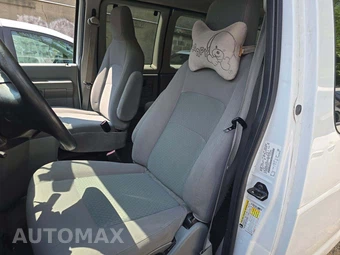 2014 Ford Super Duty E-350 Wagon XLT 138.0" WB – miniatura 6