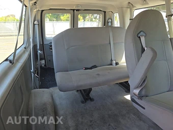 2014 Ford Super Duty E-350 Wagon XLT 138.0" WB - miniatura 14
