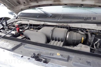 2014 Ford Super Duty E-450 Cutaway DRW - miniatura 9