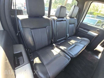 2014 Ford Super Duty F-250 Lariat Crew Cab Medium Bed - miniatura 16