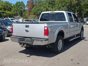 2014 Ford Super Duty F-250 Lariat Crew Cab Medium Bed - miniatura 3