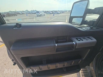 2014 Ford Super Duty F-250 Lariat Crew Cab Medium Bed - miniatura 9