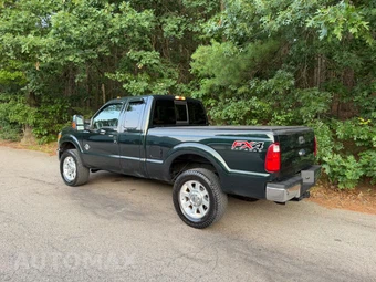 2014 Ford Super Duty F-250 Lariat Extended Cab Medium Bed w/Rear Doors - miniatura 3