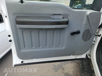 2014 Ford Super Duty F-250 XL Crew Cab Long Bed - miniatura 9