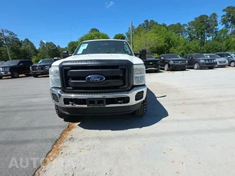2014 Ford Super Duty F-250 XL Crew Cab Long Bed - miniatura 2