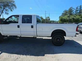 2014 Ford Super Duty F-250 XL Crew Cab Long Bed - miniatura 3