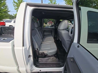 2014 Ford Super Duty F-250 XL Crew Cab Medium Bed - miniatura 13