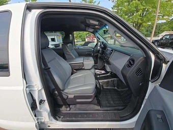 2014 Ford Super Duty F-250 XL Crew Cab Medium Bed - miniatura 15