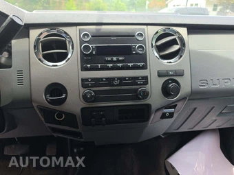 2014 Ford Super Duty F-250 XLT Crew Cab Long Bed - miniatura 7