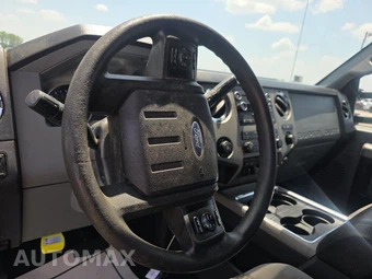 2014 Ford Super Duty F-250 XLT Crew Cab Medium Bed - miniatura 10
