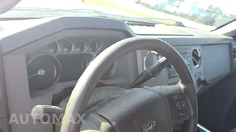 2014 Ford Super Duty F-250 XLT Crew Cab Medium Bed - miniatura 20