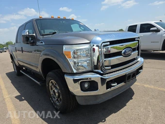 2014 Ford Super Duty F-250 XLT Crew Cab Medium Bed - miniatura 3