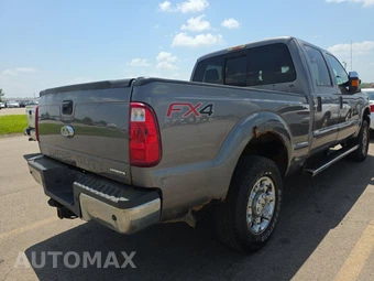 2014 Ford Super Duty F-250 XLT Crew Cab Medium Bed - miniatura 4
