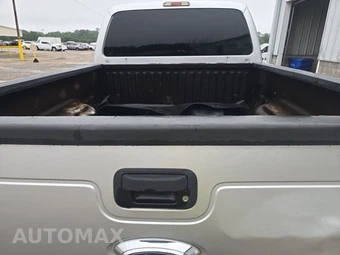 2014 Ford Super Duty F-250 XLT Crew Cab Medium Bed - miniatura 16
