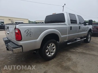 2014 Ford Super Duty F-250 XLT Crew Cab Medium Bed - miniatura 4