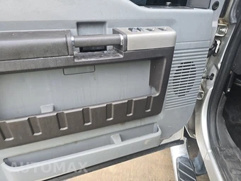2014 Ford Super Duty F-250 XLT Crew Cab Medium Bed - miniatura 9
