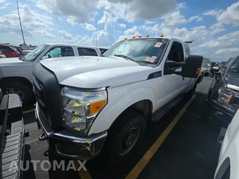 2014 Ford Super Duty F-350 Cab Chassis XL Extended Cab w/Rear Doors