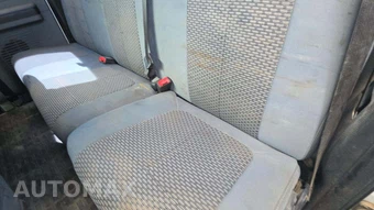 2014 Ford Super Duty F-350 Cab Chassis XL Extended Cab w/Rear Doors - miniatura 27