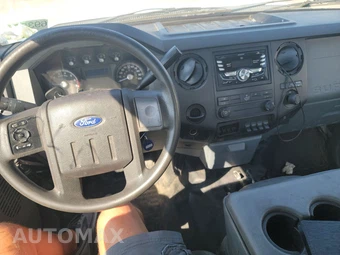 2014 Ford Super Duty F-350 Cab Chassis XL Regular Cab - miniatura 11