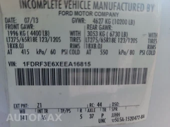 2014 Ford Super Duty F-350 Cab Chassis XL Regular Cab - miniatura 13