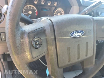 2014 Ford Super Duty F-350 Cab Chassis XL Regular Cab - miniatura 10