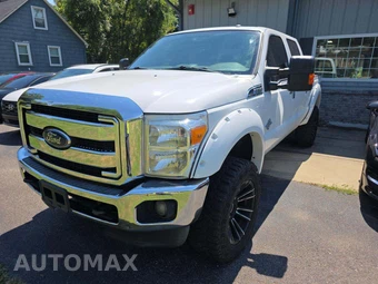 2014 Ford Super Duty F-350 Lariat Crew Cab Medium Bed
