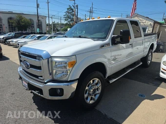 2014 Ford Super Duty F-350 Lariat Crew Cab Medium Bed
