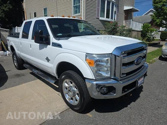 2014 Ford Super Duty F-350 Lariat Crew Cab Medium Bed - miniatura 3