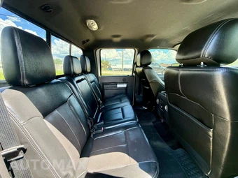 2014 Ford Super Duty F-350 Lariat Crew Cab Medium Bed - miniatura 15