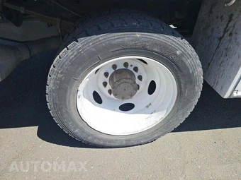 2014 Ford Super Duty F-450 Cab Chassis XL Regular Cab DRW - miniatura 23