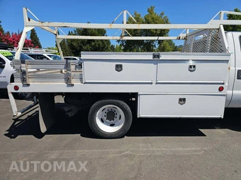 2014 Ford Super Duty F-450 Cab Chassis XL Regular Cab DRW - miniatura 24