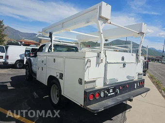 2014 Ford Super Duty F-450 Cab Chassis XL Regular Cab DRW - miniatura 2