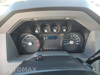 2014 Ford Super Duty F-450 Cab Chassis XL Regular Cab DRW - miniatura 9