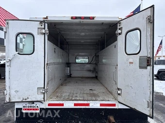 2014 Ford Super Duty F-450 Cab Chassis XL Regular Cab DRW - miniatura 27