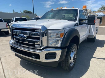 2014 Ford Super Duty F-450 XL Extended Cab DRW - miniatura 6