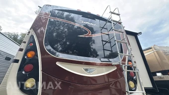 2014 Ford Super Duty F-53 Class A Motorhome Chassis DRW - miniatura 19
