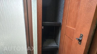 2014 Ford Super Duty F-53 Class A Motorhome Chassis DRW - miniatura 45