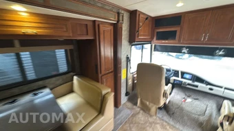 2014 Ford Super Duty F-53 Class A Motorhome Chassis DRW - miniatura 65