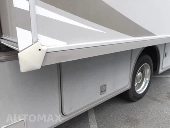 2014 Ford Super Duty F-53 Class A Motorhome Chassis DRW - miniatura 39
