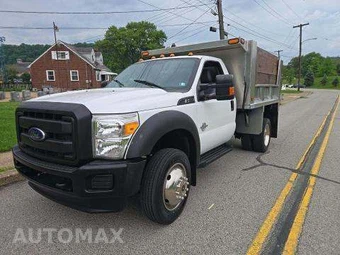 2014 Ford Super Duty F-550 Cab Chassis XL Regular Cab DRW