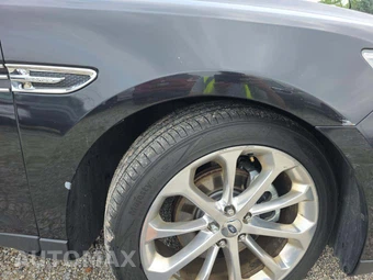 2014 Ford Taurus Limited - miniatura 36